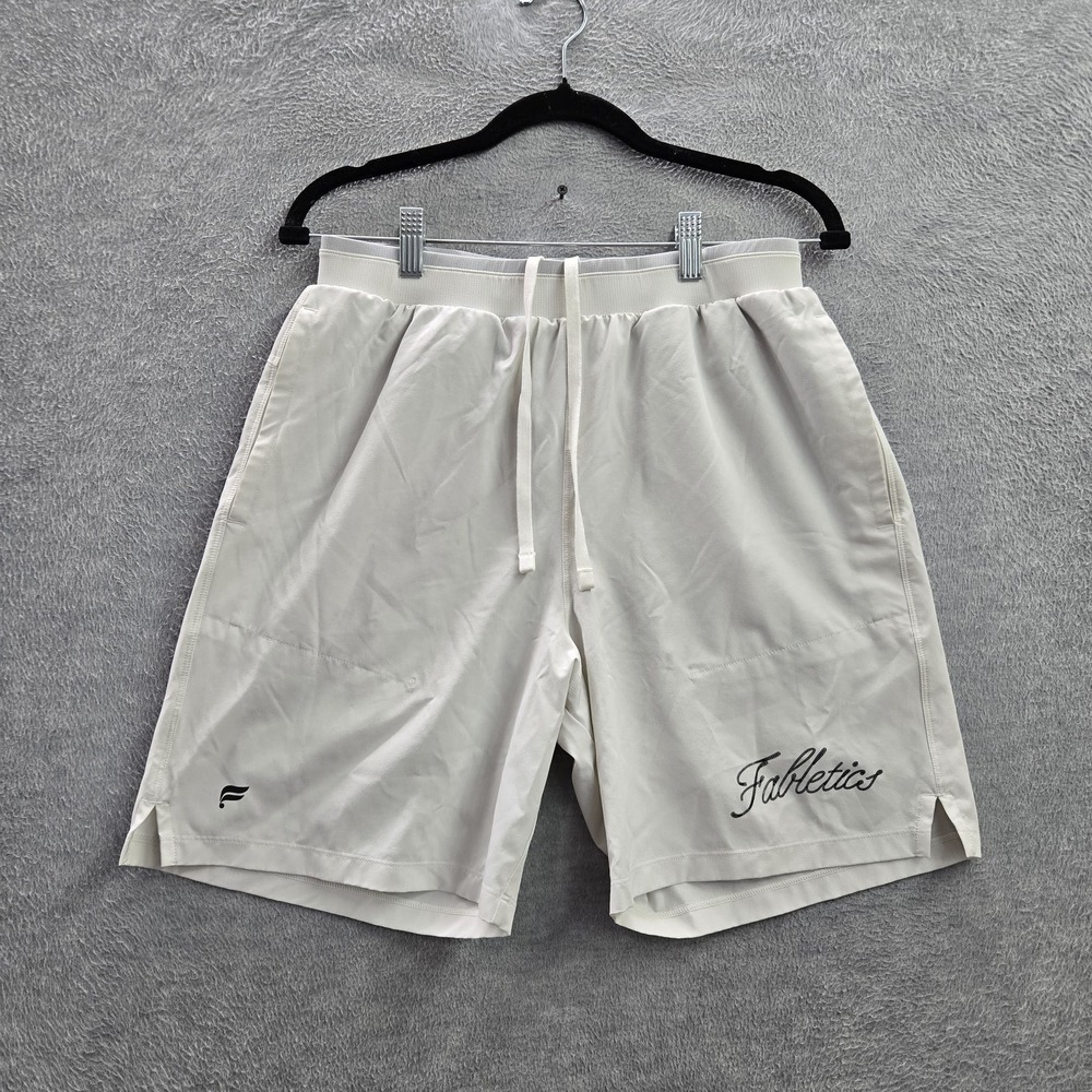 Fabletics Men Activewear Shorts M White Fundamental II Lined Drawstring 7"